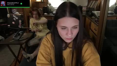 Snapshot of incognitoqueen chatting on 09/17/25, 04:58 Carter online show from 09/17/25, 04:58