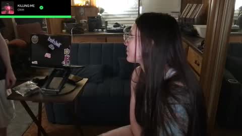 Snapshot of incognitoqueen chatting on 10/01/25, 05:57 Carter online show from 10/01/25, 05:57