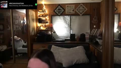 Snapshot of incognitoqueen chatting on 10/06/25, 08:01 Carter online show from 10/06/25, 08:01