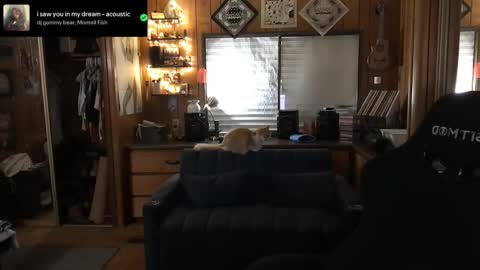 Snapshot of incognitoqueen chatting on 10/12/25, 06:45 Carter online show from 10/12/25, 06:45