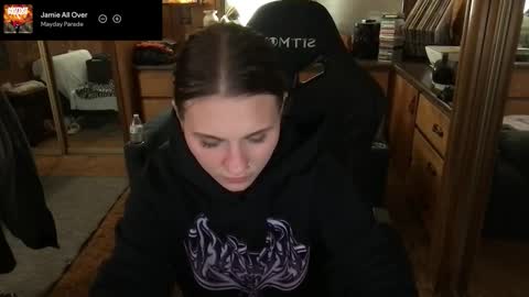 Snapshot of incognitoqueen chatting on 10/21/25, 06:47 Carter online show from 10/21/25, 06:47