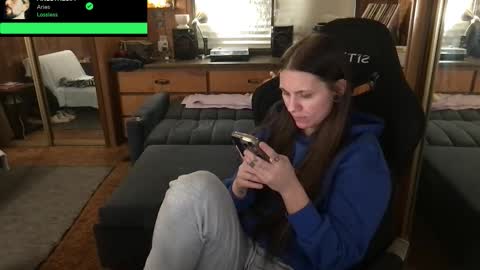 Snapshot of incognitoqueen chatting on 11/17/25, 03:23 Carter online show from 11/17/25, 03:23