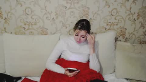 Snapshot of incredible_ariela chatting on 12/13/24, 02:16 incredible_ariela online show from 12/13/24, 02:16