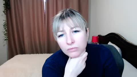 Snapshot of incredible_ariela chatting on 12/15/24, 10:50 incredible_ariela online show from 12/15/24, 10:50