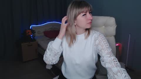 Snapshot of incredible_ariela chatting on 12/18/24, 10:51 incredible_ariela online show from 12/18/24, 10:51