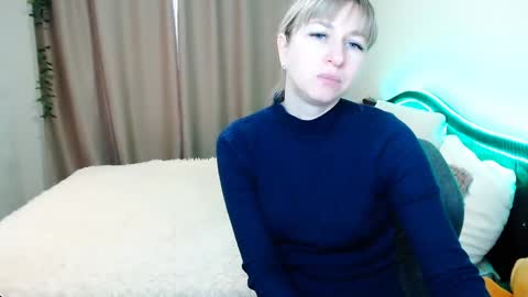 Snapshot of incredible_ariela chatting on 12/19/24, 12:01 incredible_ariela online show from 12/19/24, 12:01