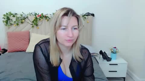 incredible_ariela online show from 02/28/26, 10:49