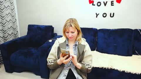 incredible_ariela online show from 03/25/26, 06:52