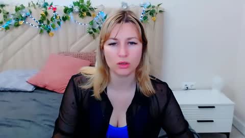 incredible_ariela online show from 04/10/26, 12:32