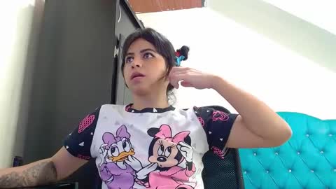 Snapshot of incubus_couple1 chatting on 01/25/25, 04:02 incubus_couple1 online show from 01/25/25, 04:02