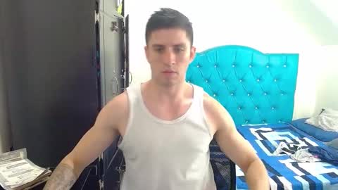 Snapshot of incubus_couple1 chatting on 02/03/25, 02:58 incubus_couple1 online show from 02/03/25, 02:58