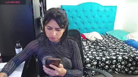 Snapshot of incubus_couple1 chatting on 02/10/25, 01:14 incubus_couple1 online show from 02/10/25, 01:14