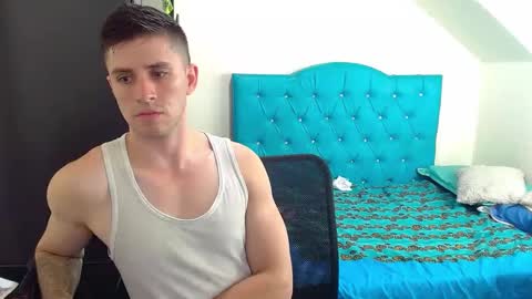 Snapshot of incubus_couple1 chatting on 02/14/25, 11:53 incubus_couple1 online show from 02/14/25, 11:53