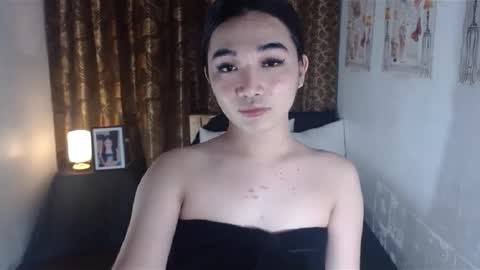 indestructabletrixie online show from 01/06/25, 10:02