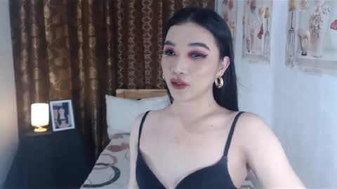 indestructabletrixie online show from 01/14/25, 02:00