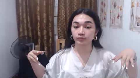 indestructabletrixie online show from 01/21/25, 08:19