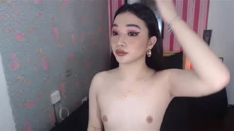 indestructabletrixie online show from 02/15/25, 12:26