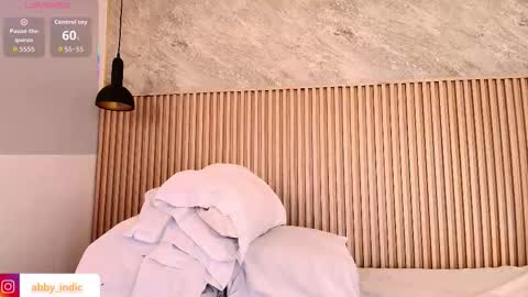 Indi Catalina online show from 11/08/25, 12:27