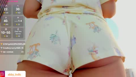 Snapshot of indi_catalina chatting on 06/14/26, 04:47 Indi Catalina online show from 06/14/26, 04:47