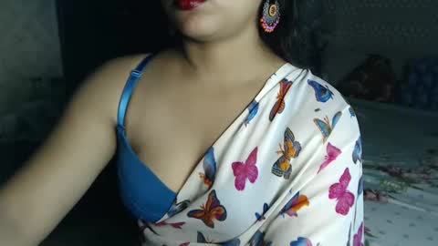 Snapshot of indian_anu chatting on 09/17/25, 05:47 Anu online show from 09/17/25, 05:47