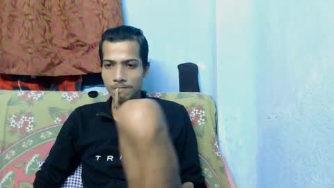 Snapshot of indian_bengali_boy chatting on 09/09/25, 07:46 Suman Leo online show from 09/09/25, 07:46