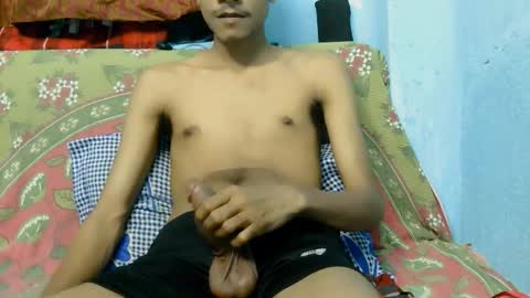 Snapshot of indian_bengali_boy chatting on 09/11/25, 11:38 Suman Leo online show from 09/11/25, 11:38