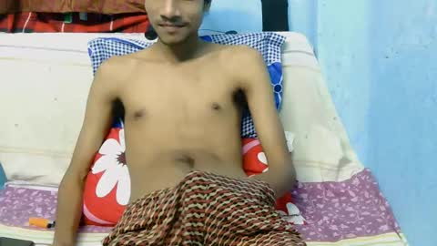 Snapshot of indian_bengali_boy chatting on 09/16/25, 12:50 Suman Leo online show from 09/16/25, 12:50