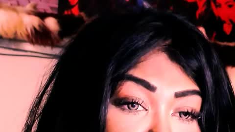 Snapshot of indian_dreamgirl chatting on 03/30/26, 10:27 Bella Ambrosia online show from 03/30/26, 10:27