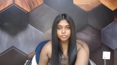 Snapshot of indian_rimmelx chatting on 04/23/26, 12:40 Melz online show from 04/23/26, 12:40
