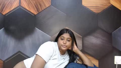 Snapshot of indian_rimmelx chatting on 04/29/26, 05:30 Melz online show from 04/29/26, 05:30