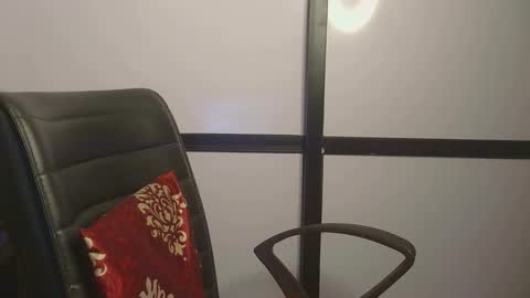 Snapshot of indian_sayesha chatting on 03/18/26, 06:27 indian_sayesha online show from 03/18/26, 06:27