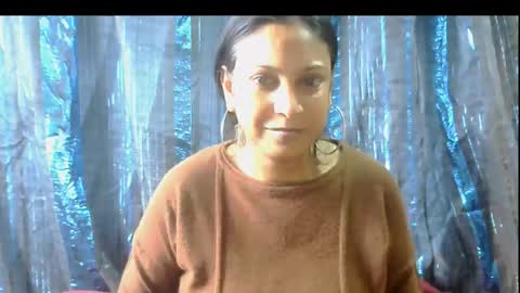 indian_spice_girl online show from 12/18/25, 07:03
