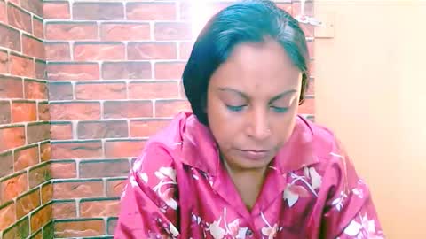 Snapshot of indian_spice_girl chatting on 04/26/26, 05:27 indian_spice_girl online show from 04/26/26, 05:27