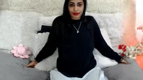 Snapshot of indian_swaggerliciousx chatting on 03/22/26, 12:58 Jazmin online show from 03/22/26, 12:58