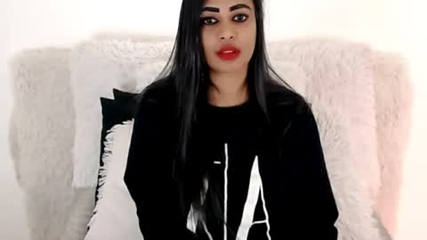 Snapshot of indian_swaggerliciousx chatting on 07/25/26, 03:48 Jazmin online show from 07/25/26, 03:48