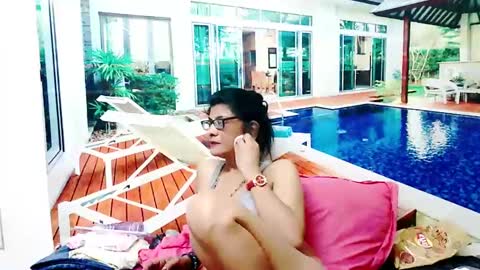 Femiez online show from 12/30/24, 12:42