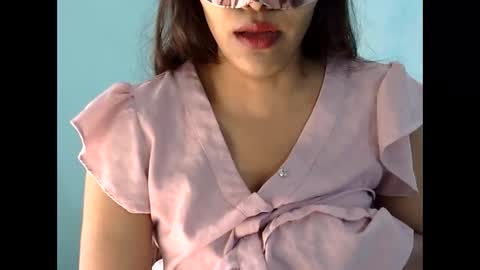 Snapshot of indiananu23 chatting on 11/11/25, 08:25 indiananu23 online show from 11/11/25, 08:25