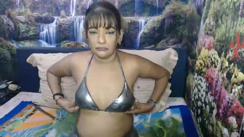 Snapshot of indianaqua79 chatting on 04/17/26, 04:26 Indianaqua online show from 04/17/26, 04:26