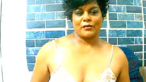 Snapshot of indiancherrypie chatting on 12/13/24, 07:25 indiancherrypie online show from 12/13/24, 07:25