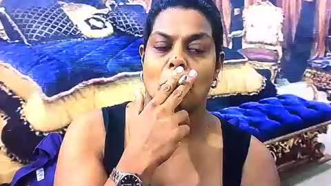 Snapshot of indiancherrypie chatting on 11/02/25, 05:32 indiancherrypie online show from 11/02/25, 05:32