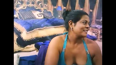 Snapshot of indiancherrypie chatting on 12/03/25, 11:19 indiancherrypie online show from 12/03/25, 11:19