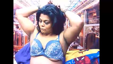 Snapshot of indiancherrypie chatting on 12/20/25, 06:42 indiancherrypie online show from 12/20/25, 06:42