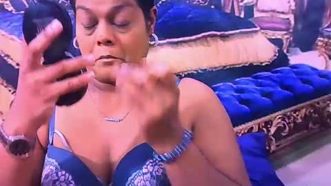 indiancherrypie online show from 02/25/26, 06:01