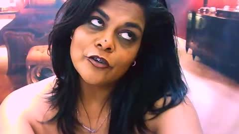 Snapshot of indiancherrypie chatting on 07/11/26, 01:25 indiancherrypie online show from 07/11/26, 01:25