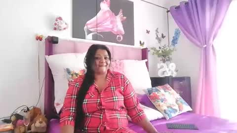 indiandelia online show from 02/23/25, 10:17