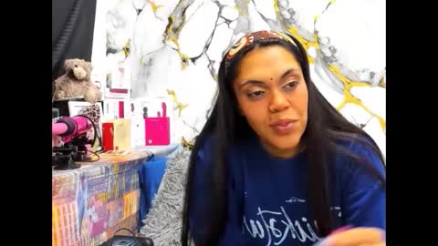 Snapshot of indiandesire4u69 chatting on 05/31/26, 05:31 Lia online show from 05/31/26, 05:31