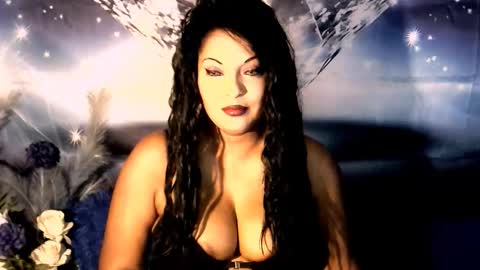 Lucy online show from 09/26/25, 07:18