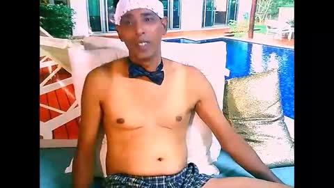 Snapshot of indianhunk2026 chatting on 04/22/26, 07:04 Theo online show from 04/22/26, 07:04