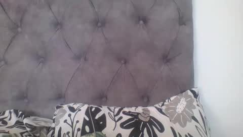 priya online show from 02/01/25, 09:00