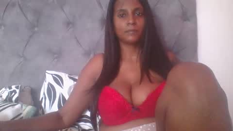 priya online show from 02/19/25, 06:11